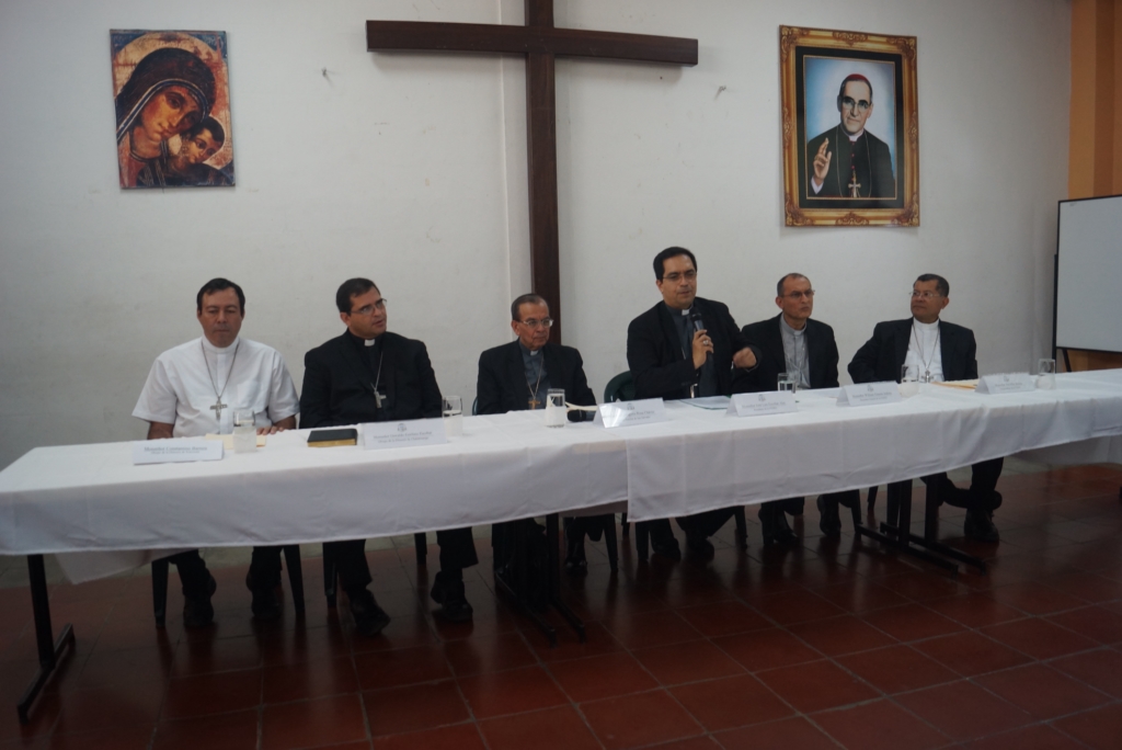 Obispos hablan del agua 1