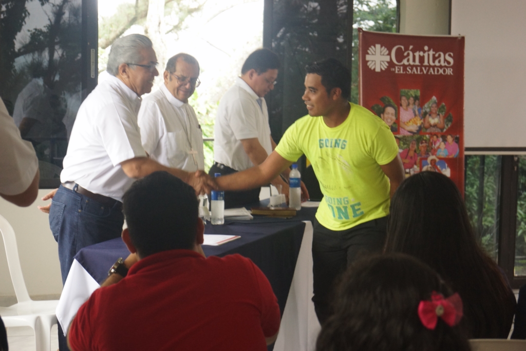 gradución escuela de liderazgo jovenes con proposito 3