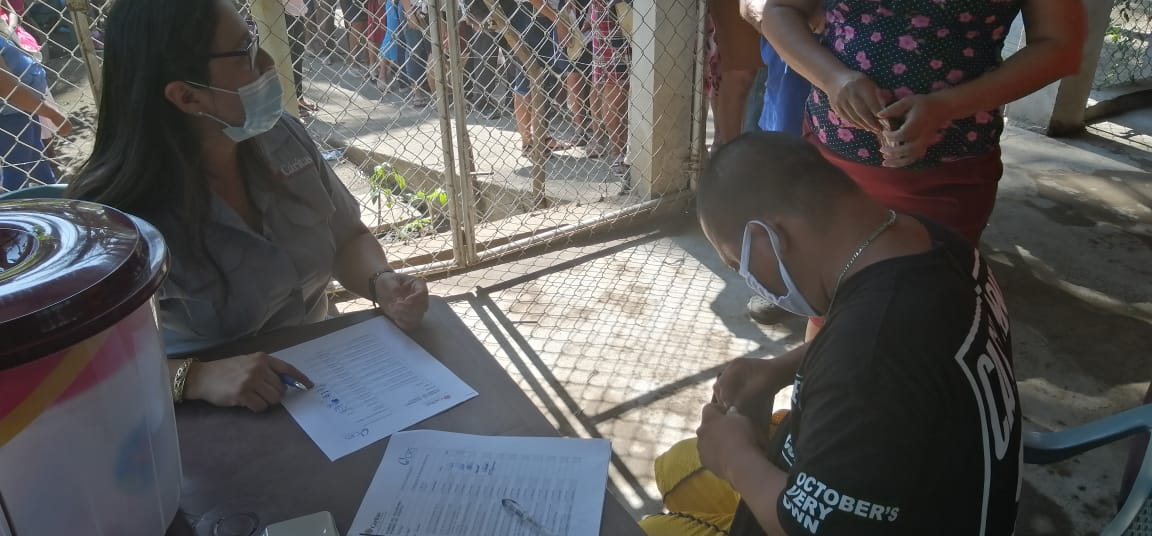 Ayuda Julia en Usulután 4