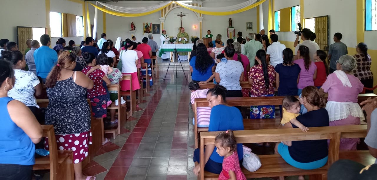 visita nuncio la ermita020724 copia